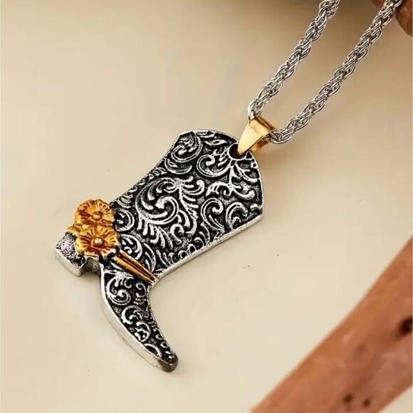 Silver Carved Flower Cowboy Boot Pendant Necklace Fashion Accessories - Picture 1 of 8